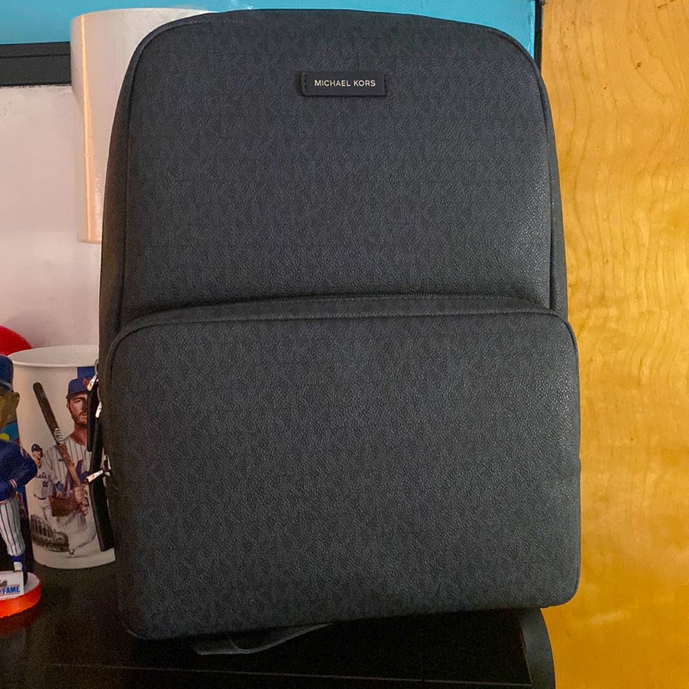 Michael Kors Jet Set Mens Backpack